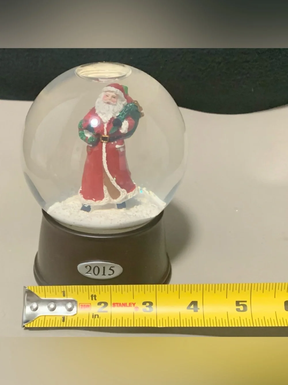 🔍 2015 Santa Christmas Snow Globe | Target Holiday Décor
